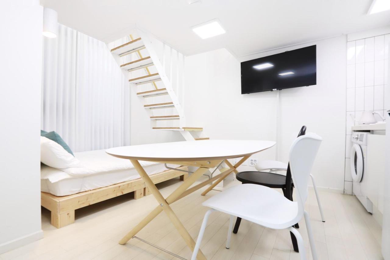 J Garden Myeongdong Station Apartamento *