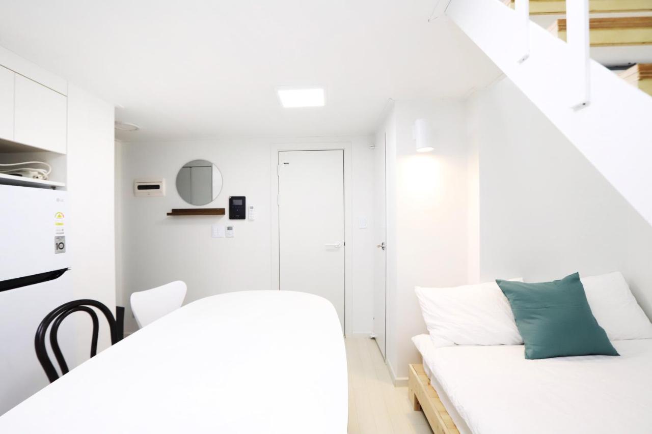 Apartamento J Garden Myeongdong Station